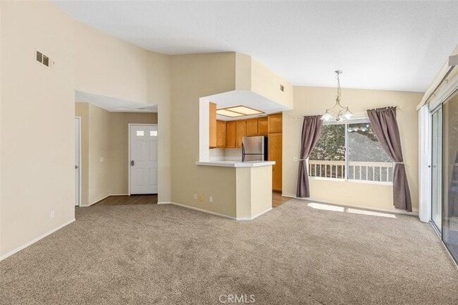 Building Photo - 41 Alondra