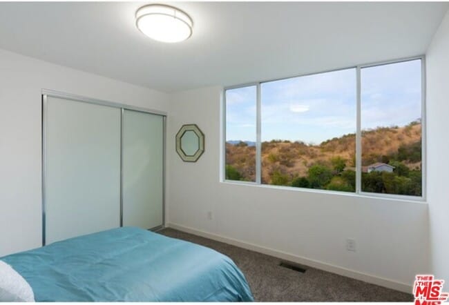 Building Photo - 3624 Avenida Del Sol