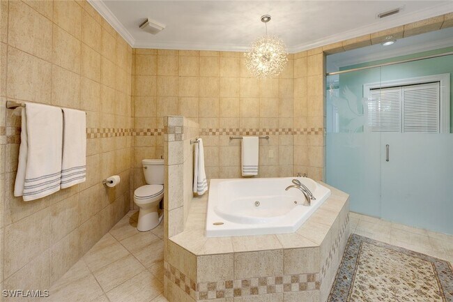 Building Photo - 269 Colonade Cir