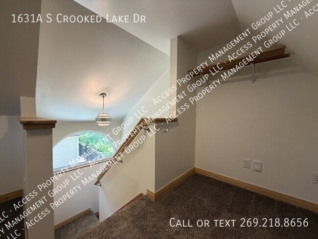 Building Photo - 1631A S Crooked Lake Dr-