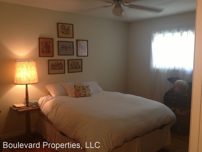 Building Photo - 136 Grady Ave