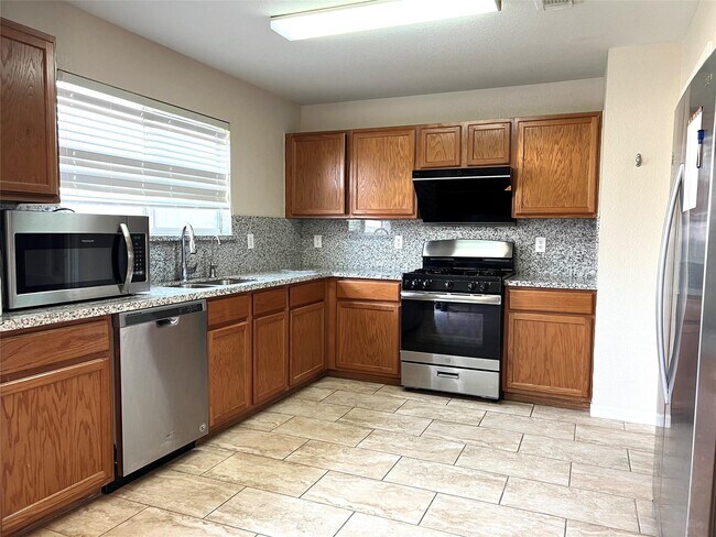 Building Photo - 20910 Lansing Ridge Ln