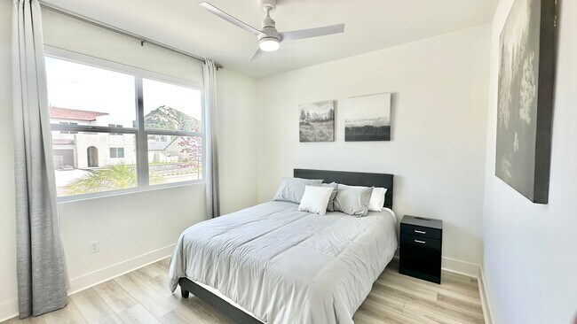 Building Photo - Beautifully Designed, and Upgraded, Newer ...
