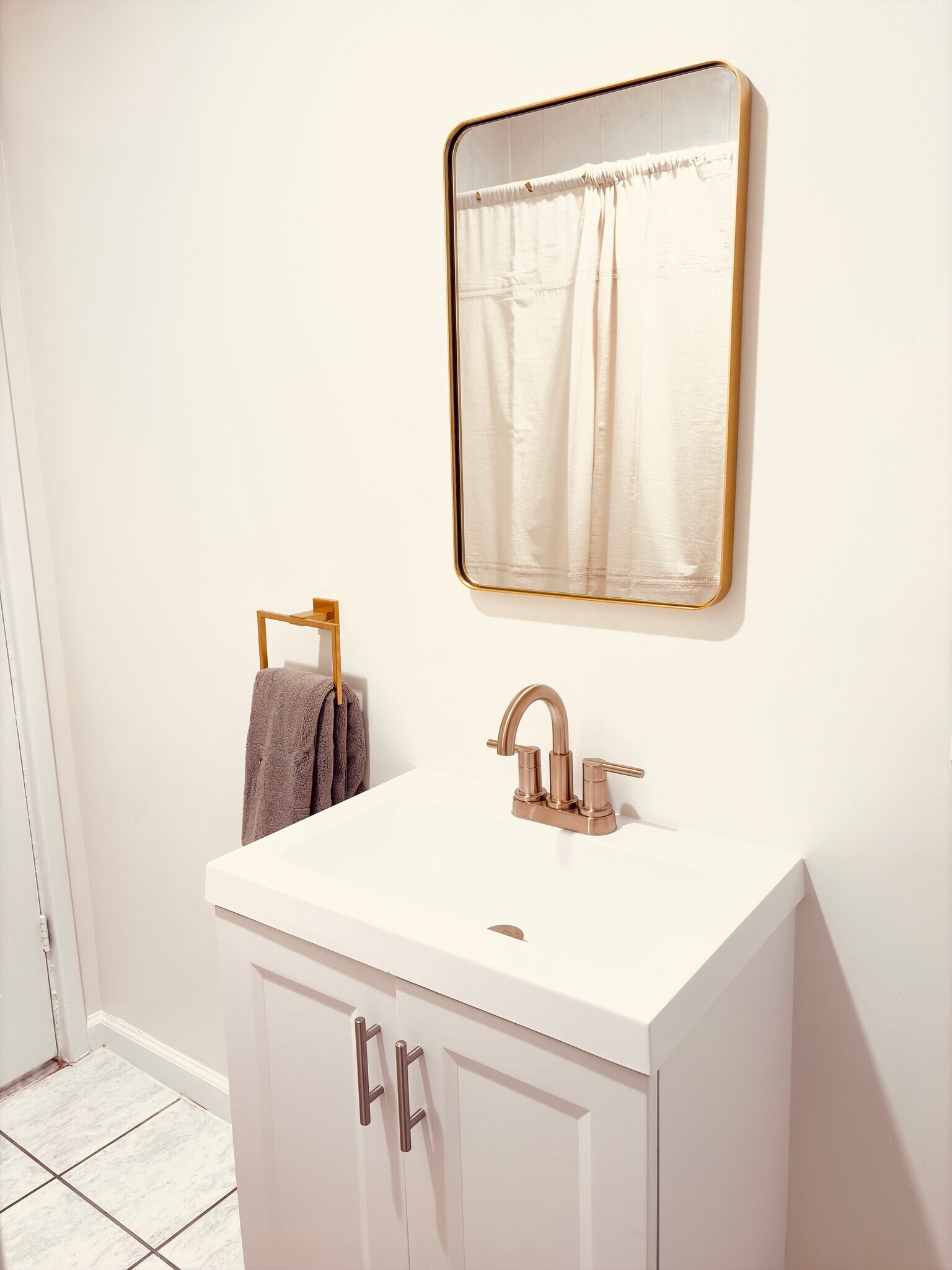 Building Photo - 1826 A St SE