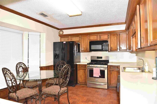 Building Photo - 4331 Brookhead Trail