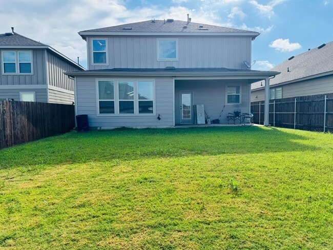 Building Photo - 332 Zuma Dr