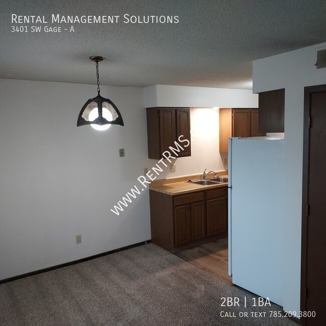 Building Photo - **MOVE-IN SPECIAL**3401 SW Gage Unit A- 2 ...