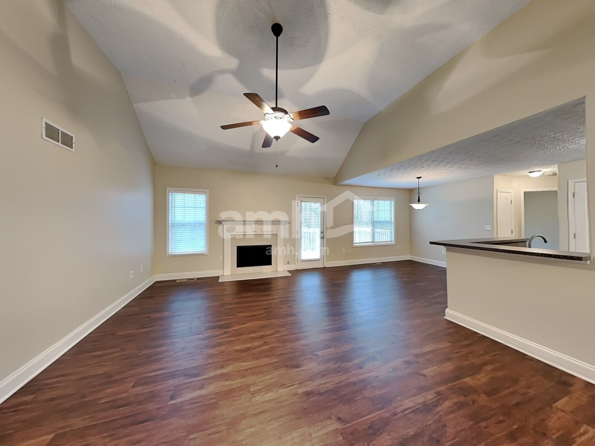 Building Photo - 3892 Refinement Way