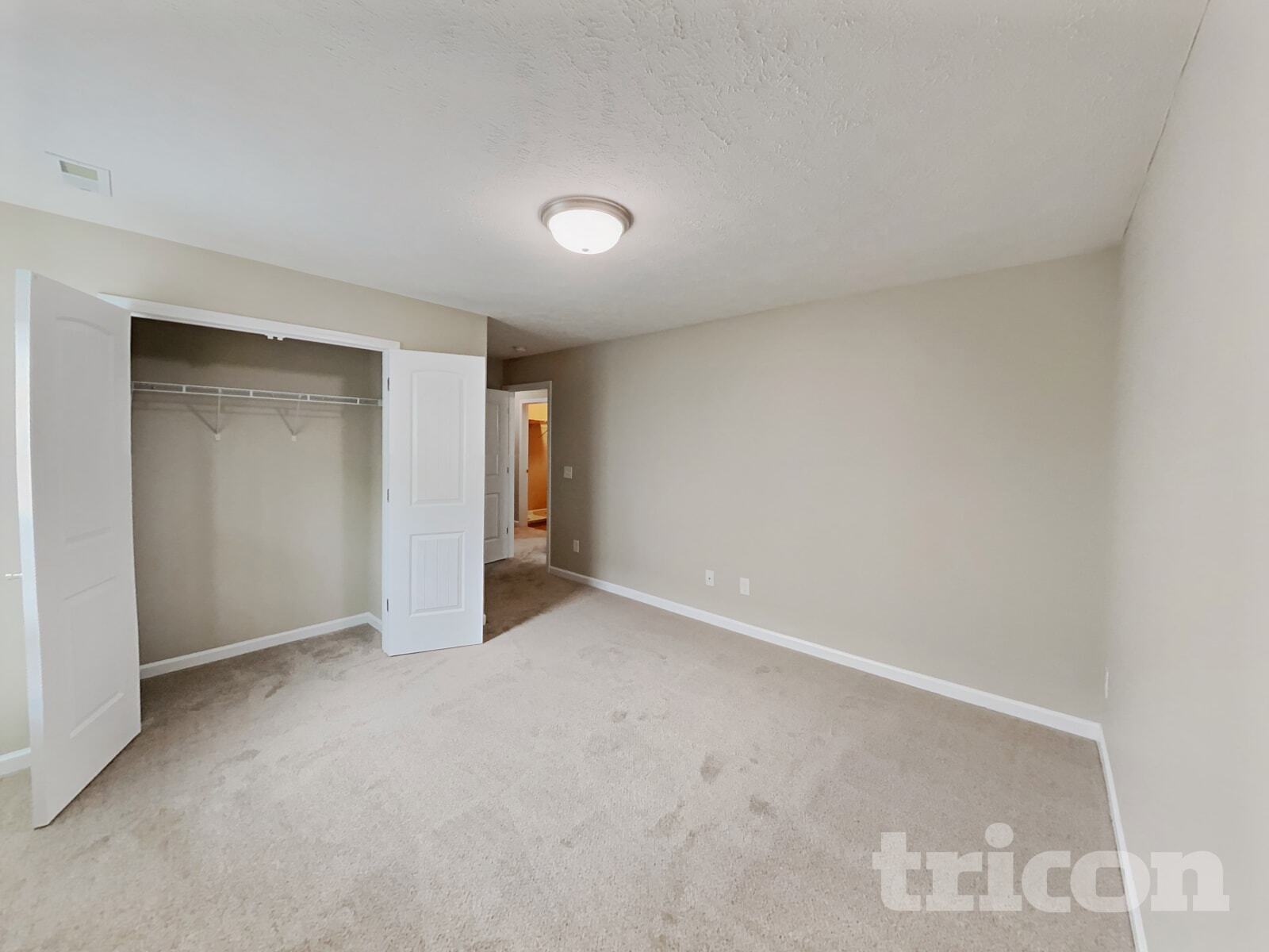 Building Photo - 1615 Sunray Dr