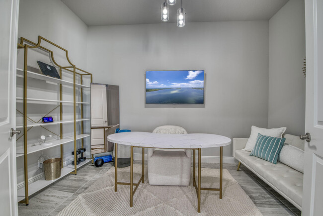Building Photo - 12644 Nautilus Cir