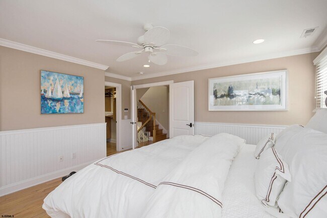 Building Photo - 7611 Ventnor Ave