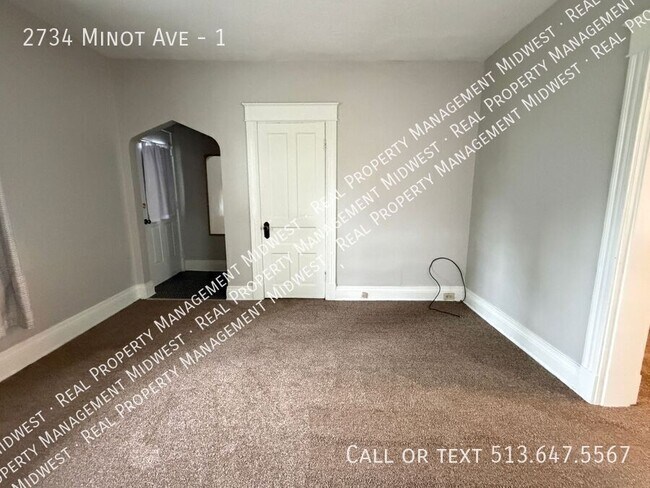 Building Photo - 2734 Minot Ave