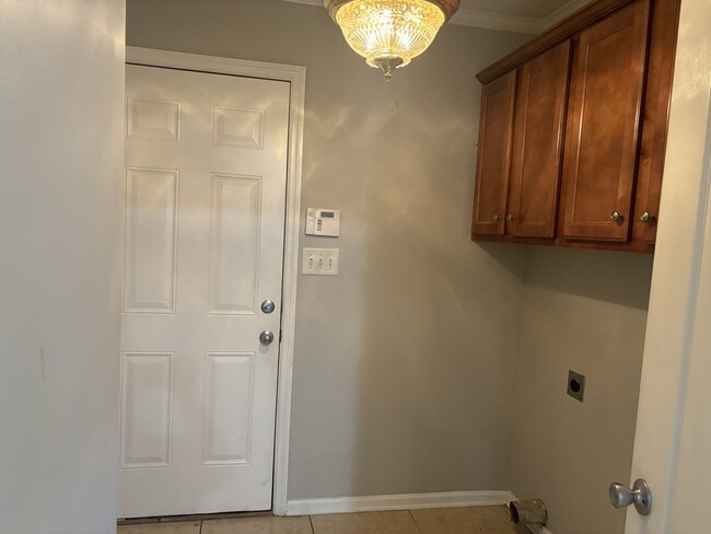 Building Photo - 110 Fox Haven Ln