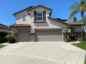 Building Photo - Great 5 Bd/3Bth in the San Marcos Santa Fe...