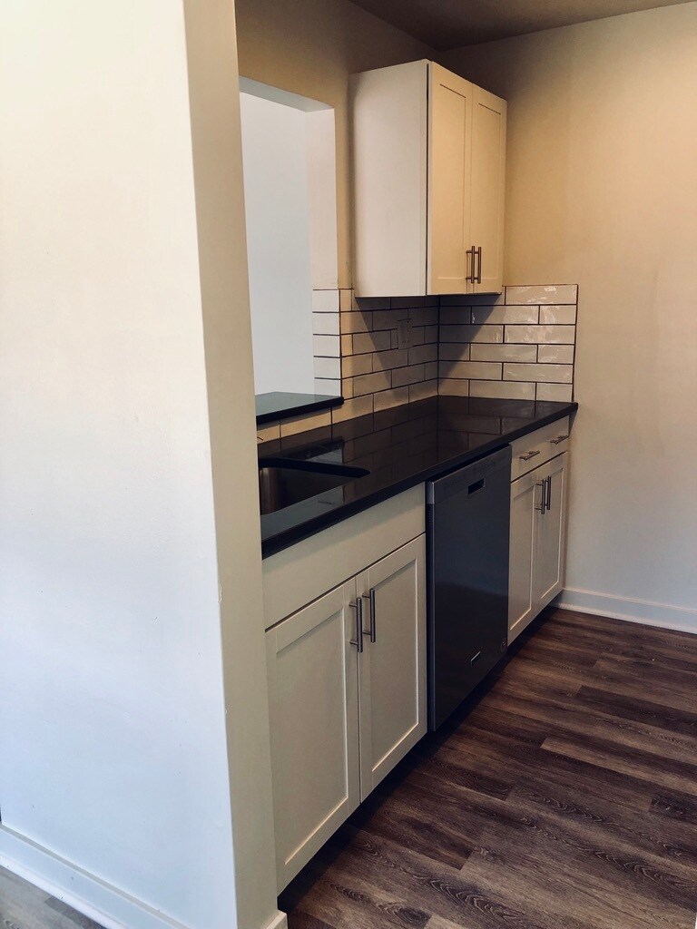 Building Photo - 4515 Jefferson St