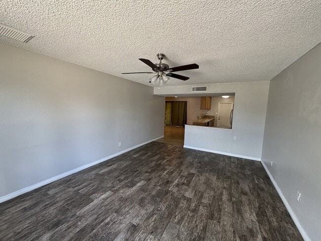 Building Photo - 4329 W Garden Dr