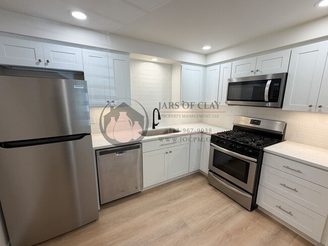 Building Photo - Campbell Duplex- #2025-1764