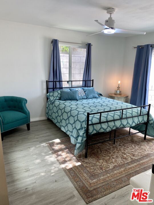 Building Photo - 4853 Canoga Ave