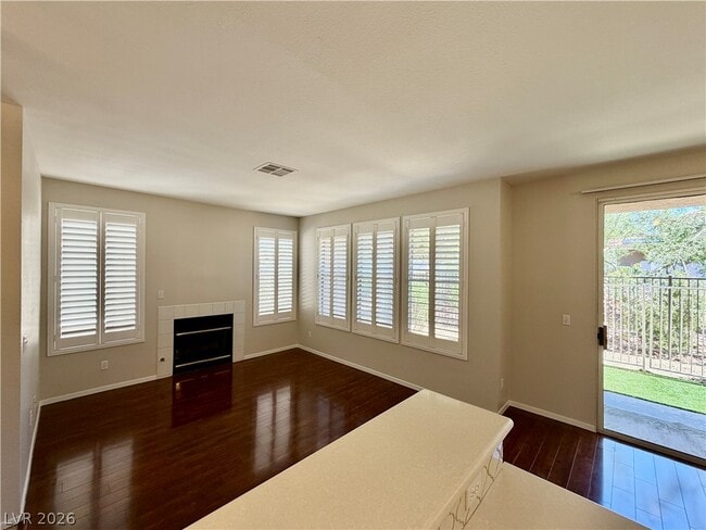Building Photo - 251 S Green Valley Pkwy