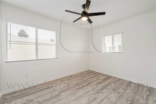 Building Photo - Remarkable 3 Bed/2 Bath Modern, Luxury And Comfort San Diego Home!