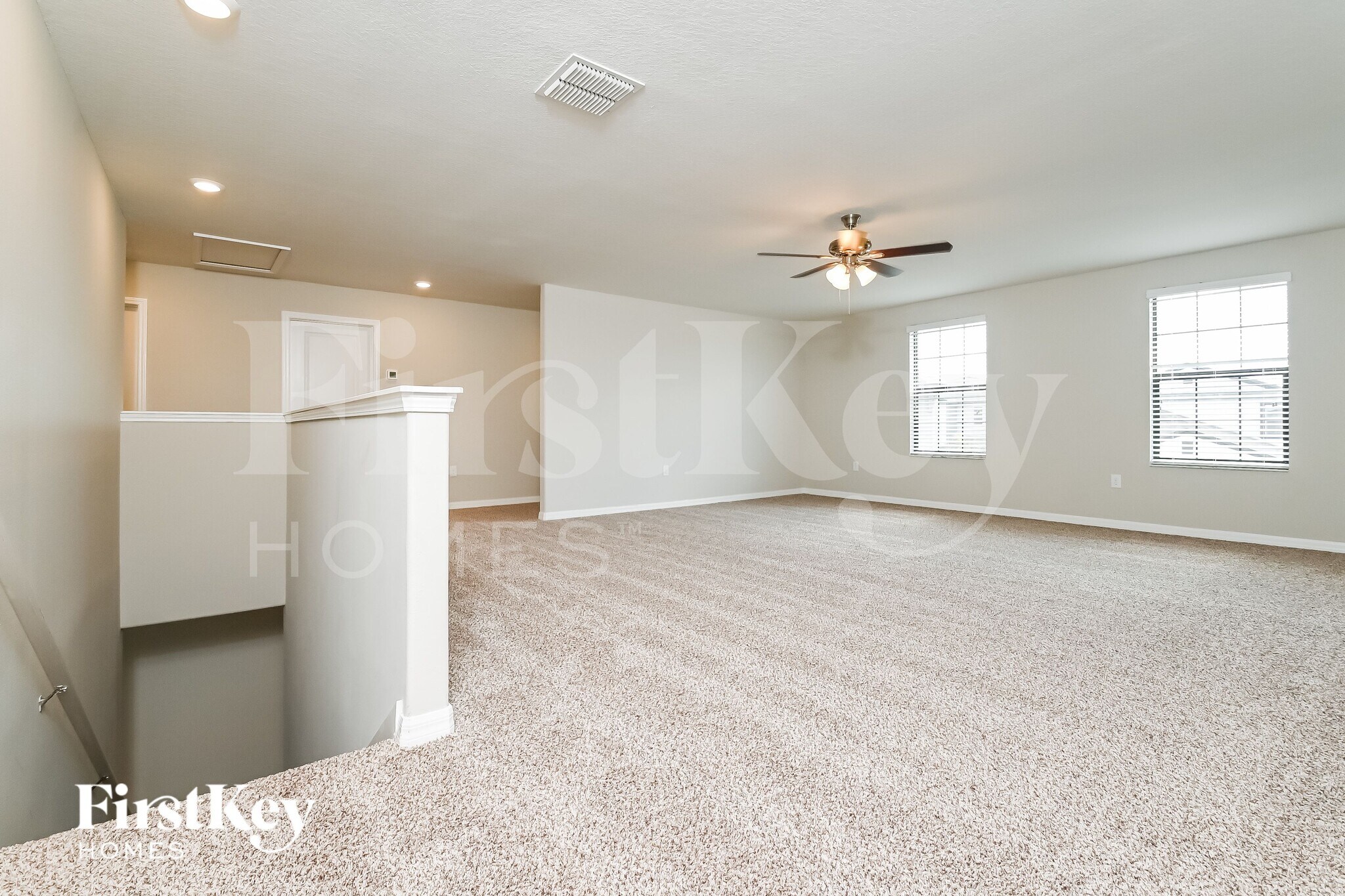Building Photo - 14827 Crescent Rock Dr
