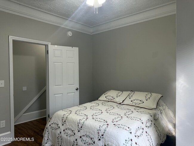 Building Photo - 340 Myrtle Ave