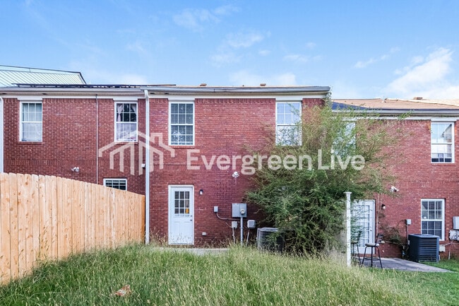 Building Photo - 6499 Snow Bird Ln