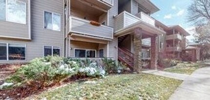 Building Photo - Cozy Two Bed/Two Bath Condo in Convenient ...