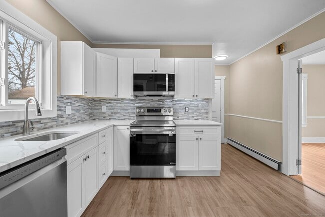 Building Photo - 26 Woodmont Ave