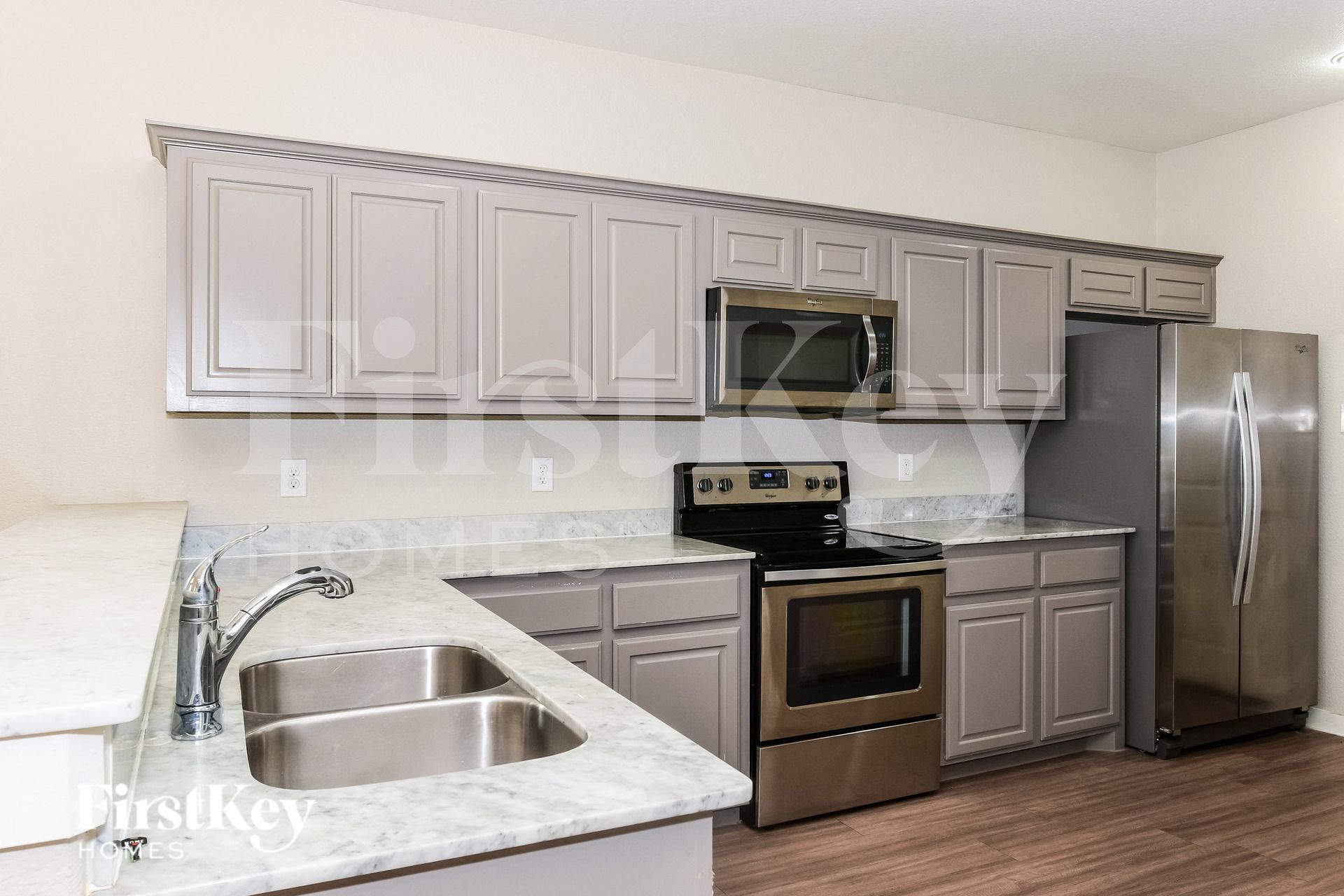Building Photo - 9948 Rio Doso Dr