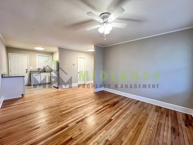 Building Photo - 7116 Patterson Rd