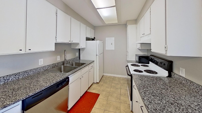 Building Photo - 2929 W Floyd Ave