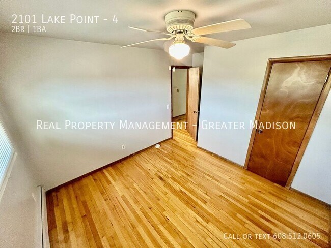 Building Photo - 2101 Lake Point Dr