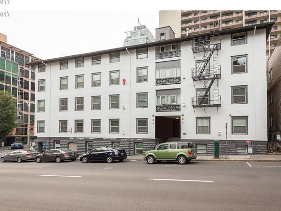 Building Photo - 1104 SW Columbia St