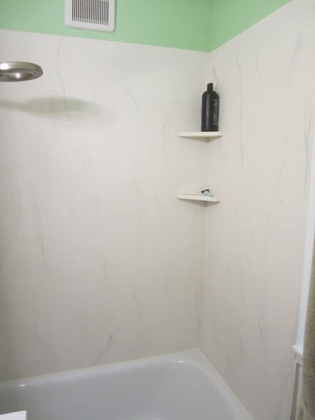 Marble tub surround - 4538 Colfax Ave N