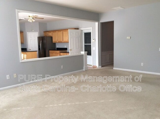 Building Photo - 7713 Noland Woods Dr