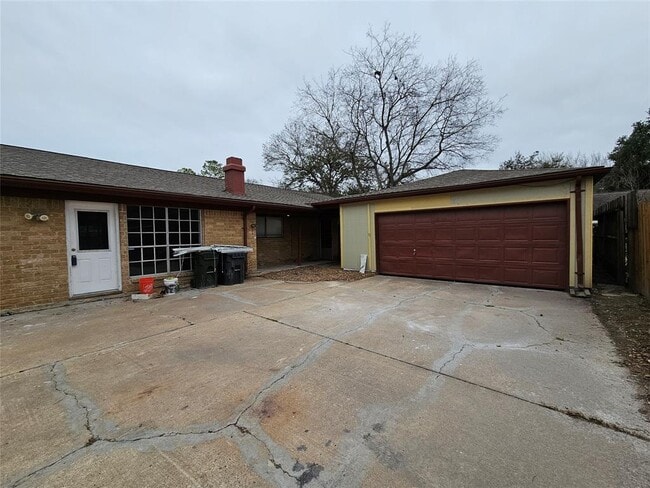 Building Photo - 13517 Woodchester Dr