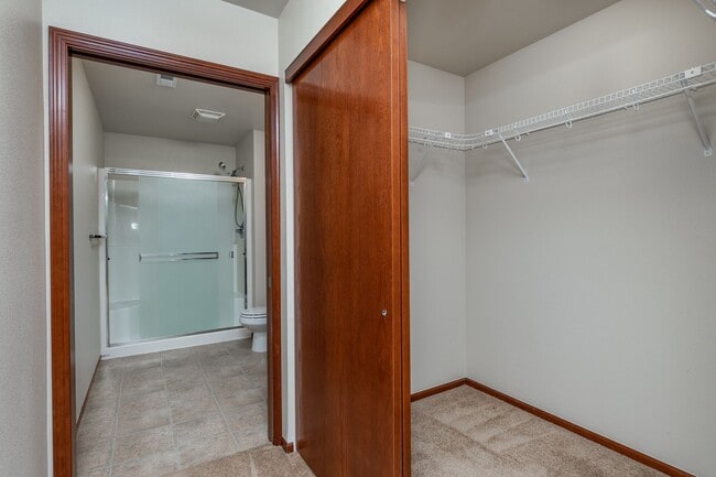 Building Photo - 2 Bed 2 Bath Home - 55+ Community Only