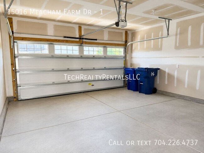 Building Photo - 15016 Meacham Farm Dr