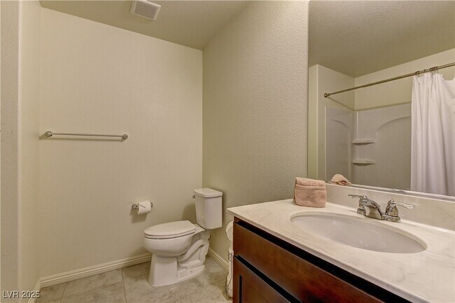 Building Photo - 426 Port Reggio St