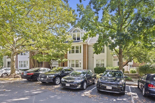 Building Photo - 3151 Covewood Ct