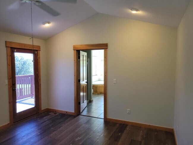 Building Photo - 75 E Katina Ct