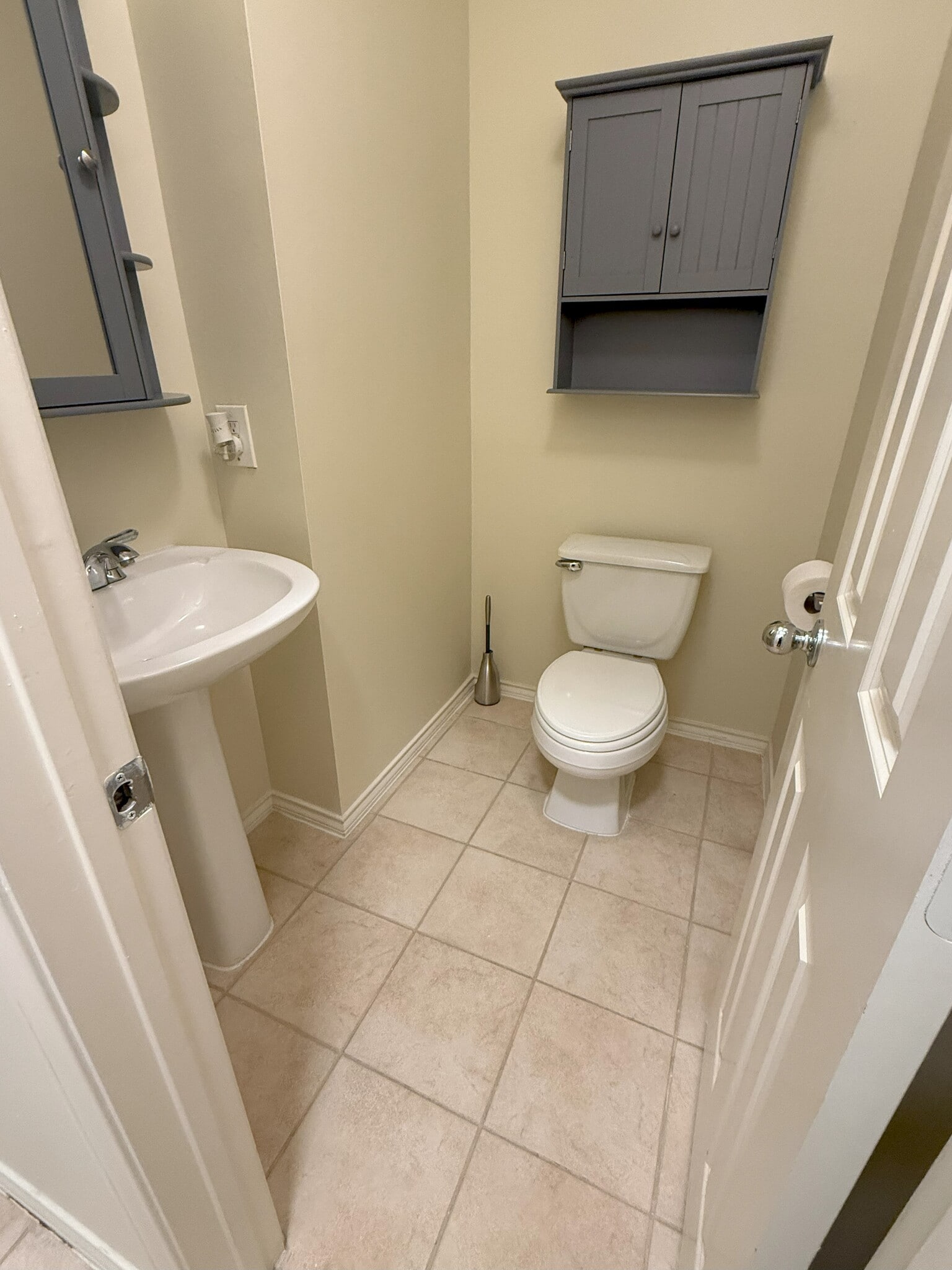 Guest bathroom - 2026 Bailey St