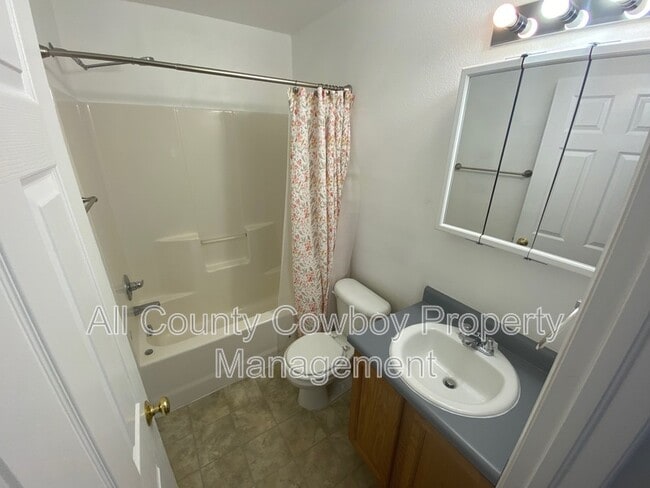 Building Photo - 331 Annie Morgan Ct