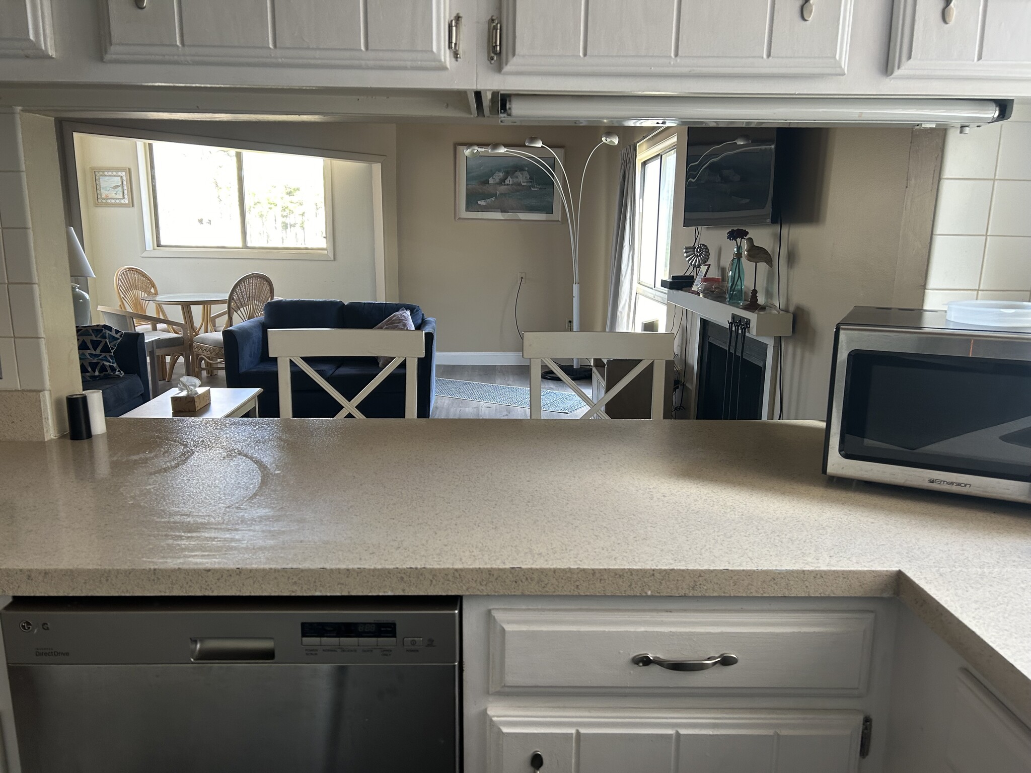 Kitchen Counter - 438 Ocean Pky