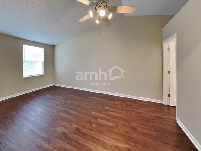 Building Photo - 7799 Cobblesprings Dr