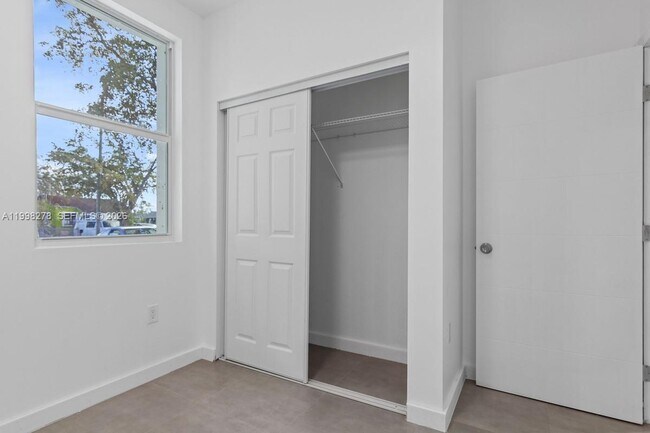 Building Photo - 1935 NW 71st St