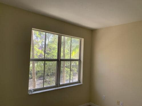 Building Photo - 2511 Shoma Dr