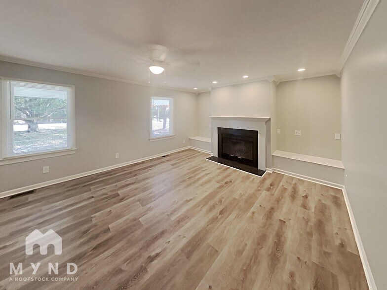 Building Photo - 5720 Raynor Rd