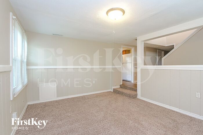 Building Photo - 3135 Foltz St